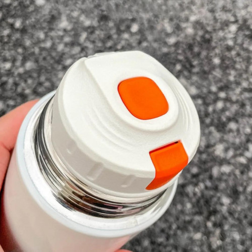 Double-walled flask with cup model