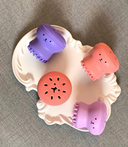 Octopus Face Brush