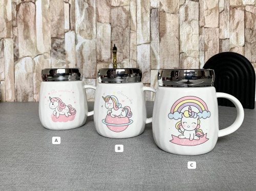Fantasy unicorn mug with mirrored lid