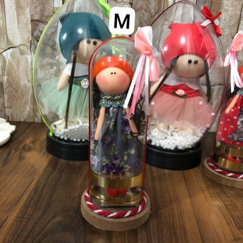 Valentine's Day gift: girl's doll in a glass box